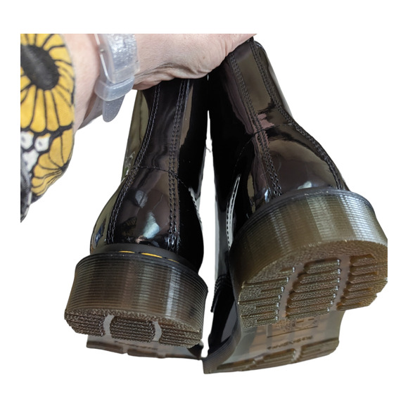 Dr, Martens Black Patent Leather 1460 Lamper Boots Yellow Stitching Size 10 NWOT - Picture 8 of 13